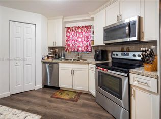 6755 W Broward Blvd APT 205, Plantation, FL 33317