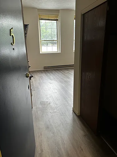 42 Rochester St Photo 1