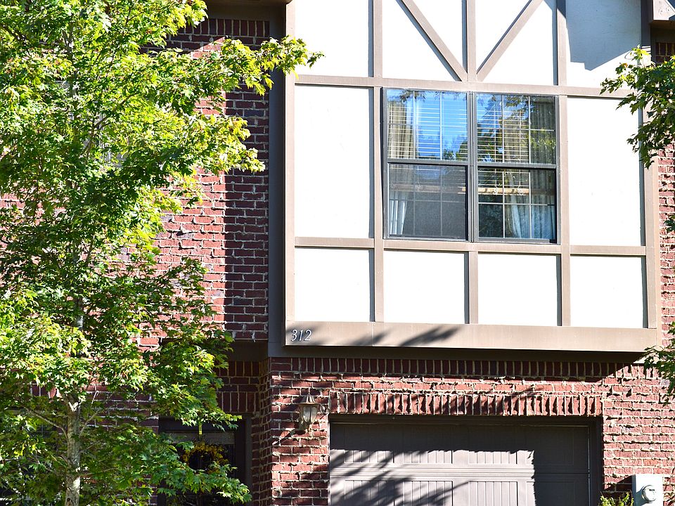 2nd image of 312 Amber Ln