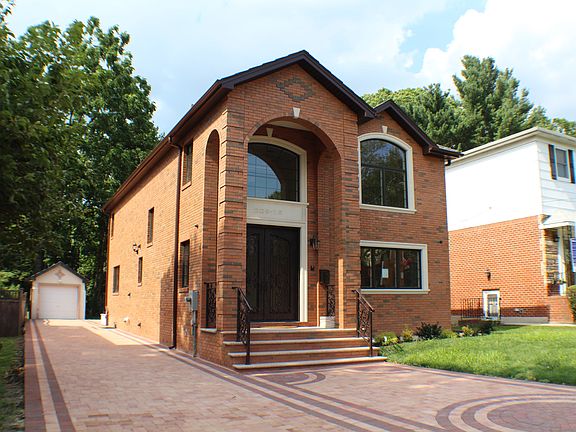 3rd image of 20915 Richland Ave