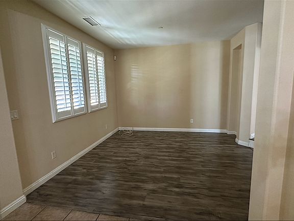 5th image of 3880 Polk St Unit E
