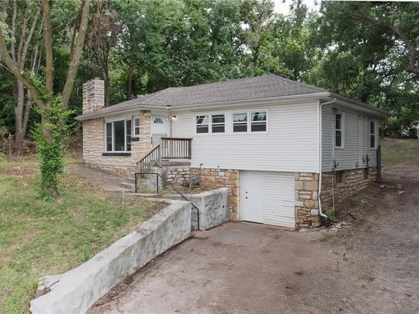 5530 Parallel Pkwy, Kansas City, KS 66104