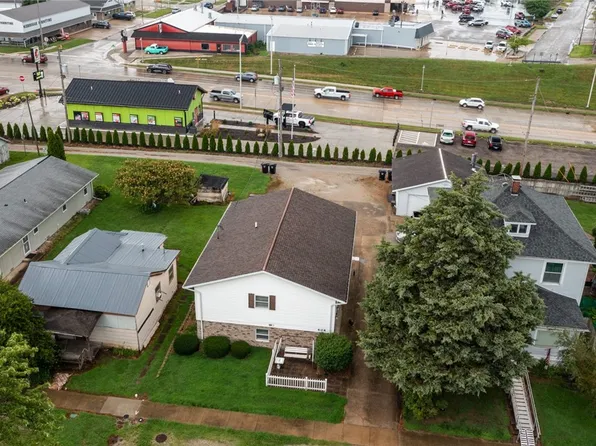 404 W Edgar Ave, Effingham, IL 62401