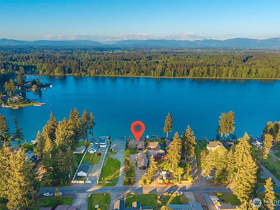 3rd image of 1601 Tacoma Point Drive E