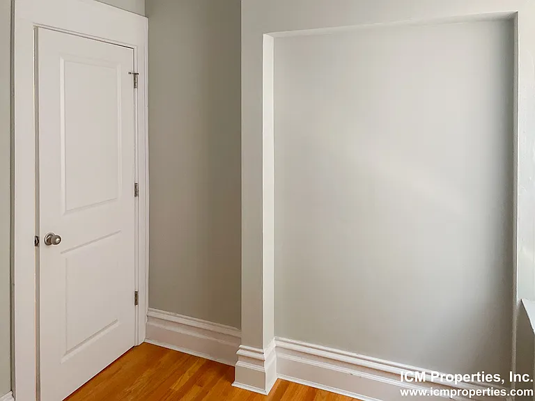 851 W Wellington Ave #1 — Photo 9