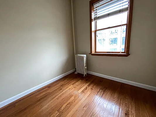 Rented by Capri Jet Realty Corp | media 10