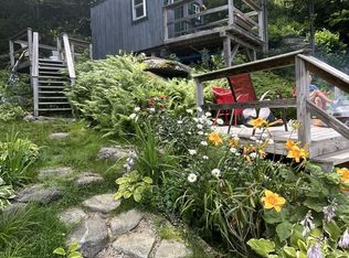 184 W Lake Rd, Wilmington, VT 05363