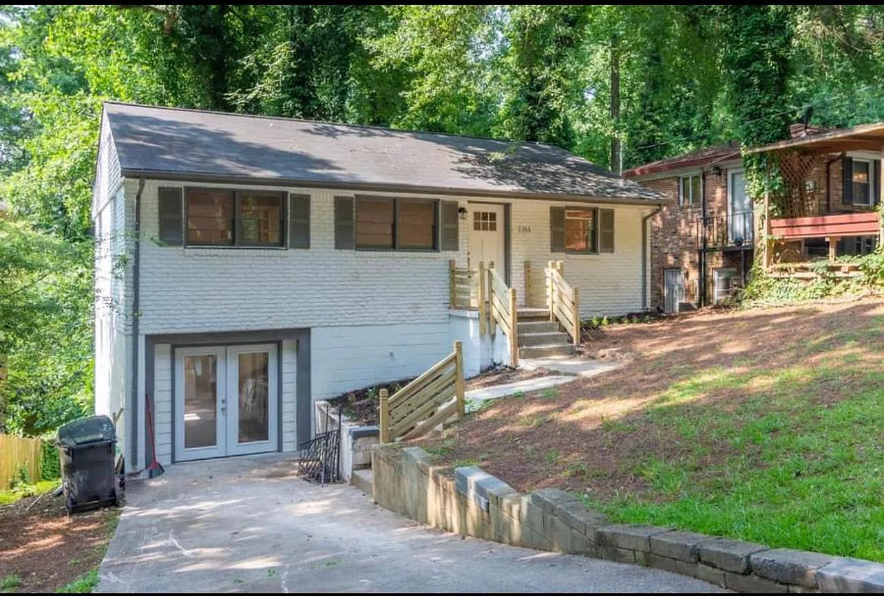 Jefferson Ter, Atlanta — Photo 1