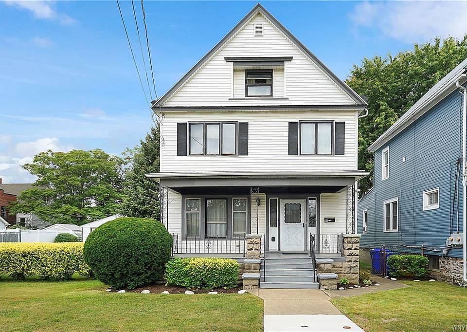 1st image of 90 Wildwood Pl