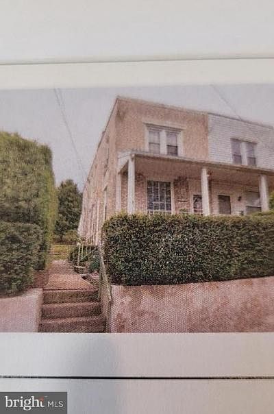 1st image of 6860 Huntingdon St