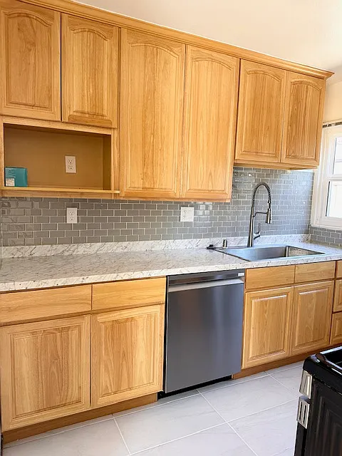 3 bed, 1080 sqft, $4,500 — Photo 4