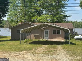 157 Weavers Lake Front Rd, Jackson, GA 30233