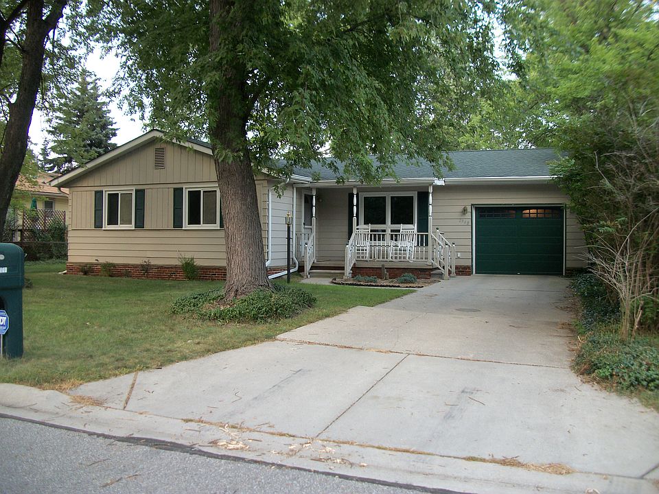 2nd image of 2948 15th Ave