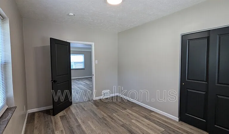998 Clifton Rd — Photo 21