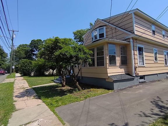 2nd image of 102 Benham St