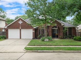 11918 Brush Canyon Dr, Tomball, TX 77377