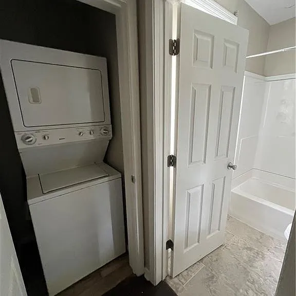 3661 Wylly Ave — Photo 4