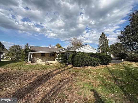 2nd image of 241 Clearview Rd