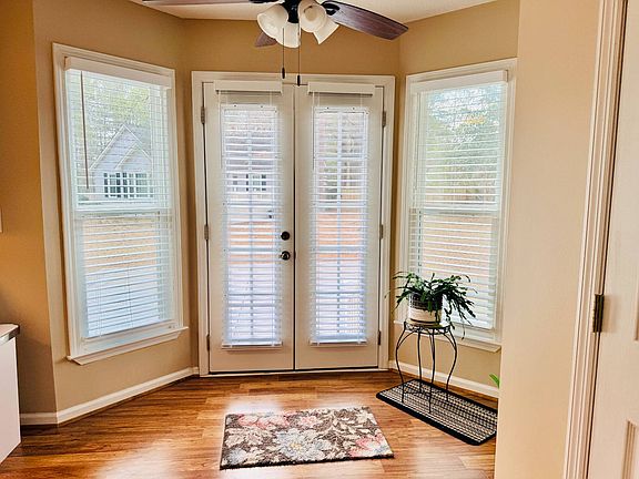 3rd image of 396 Byrd St