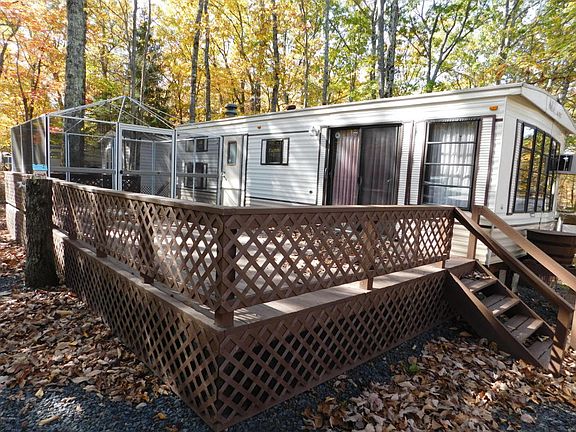 5th image of 161 Forest Glen Dr