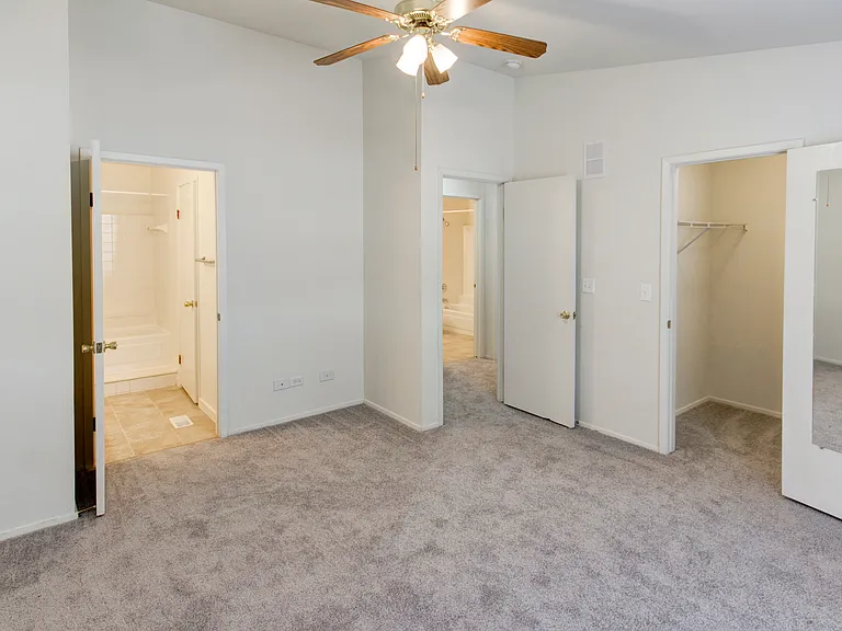 Waterford Greens Apartments and Townhomes — Photo 15