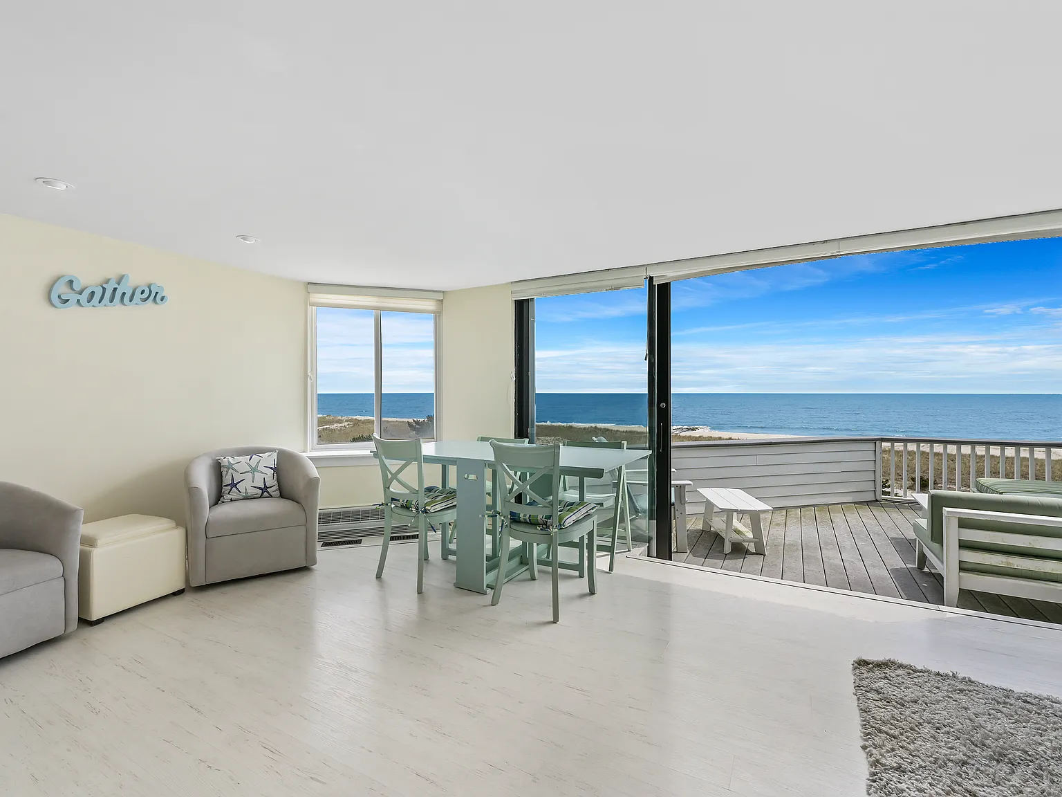 Top Floor, Corner, Oceanfront Unit! — Photo 3