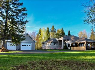 1420 Bellefeuille St, Beresford, NB E8K 2L4