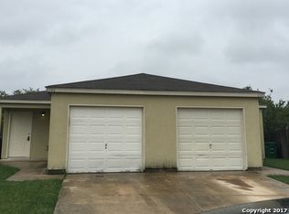 6302 Green Top Dr, San Antonio, TX 78233