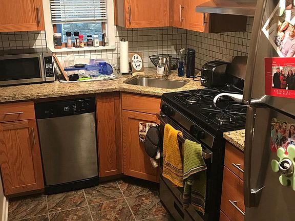2nd image of 1460 N Paulina St #1