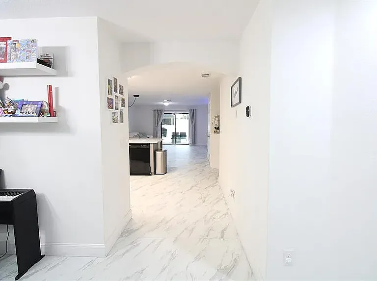 600 Swallowtail Dr — Photo 13