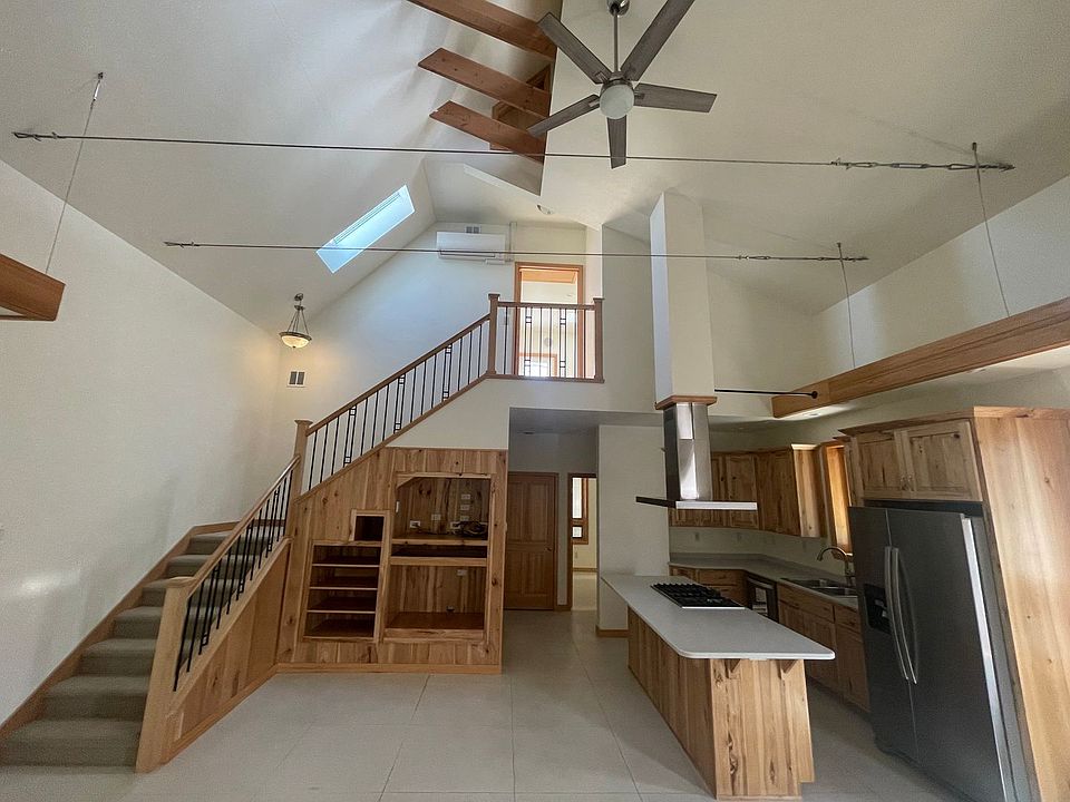 2375 Kings Hwy, Medford, OR 97501 Zillow