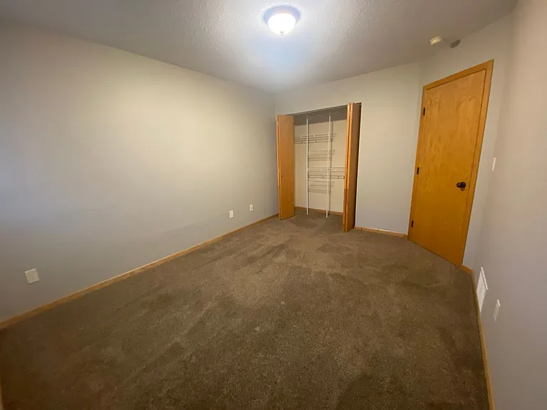 2917 Wheatland Dr S — Photo 30