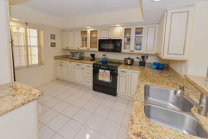 300 John F Kennedy Dr #208 — Photo 9
