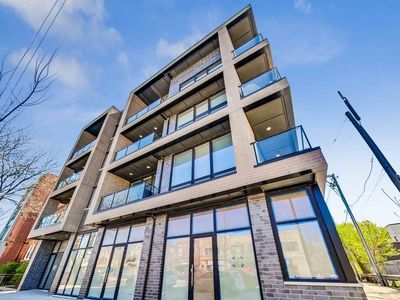 2423 W Fullerton Ave #4C, Chicago, IL, 60647