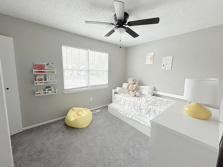Reserve at Hillcrest — Photo 13