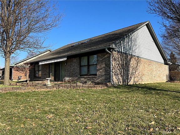 5th image of 469 Springside Dr