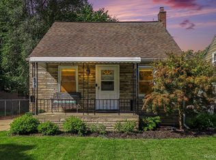 573 Flowerdale St, Ferndale, MI 48220