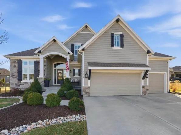 16564 S Allman Rd, Olathe, KS 66062