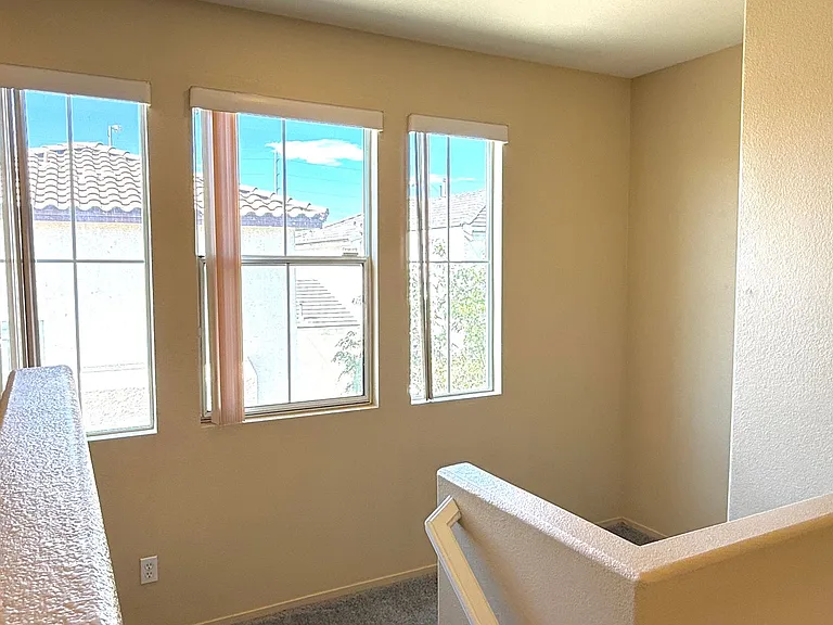 1013 Shades End Ave — Photo 18