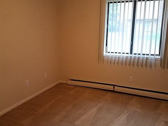 4th image of 1717 Nemoke Trl APT 4