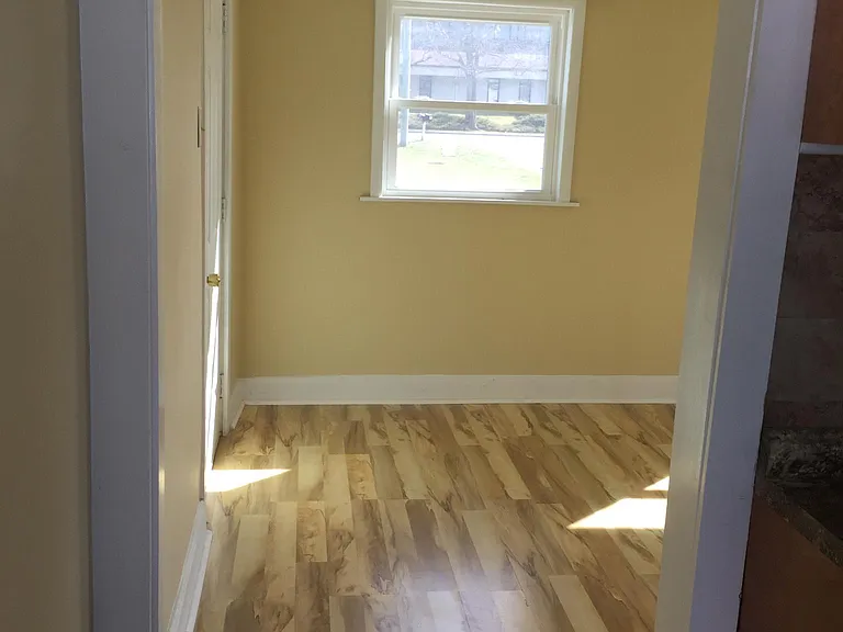 Entrance from Kitchen to Living Room