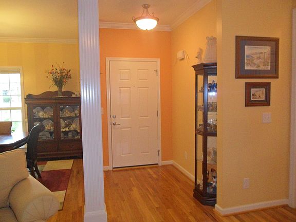 5th image of 2726 Lone Oak Dr