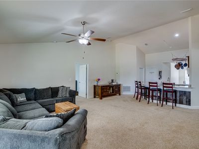 325 Benedictine Ter, Sebastian, FL, 32958