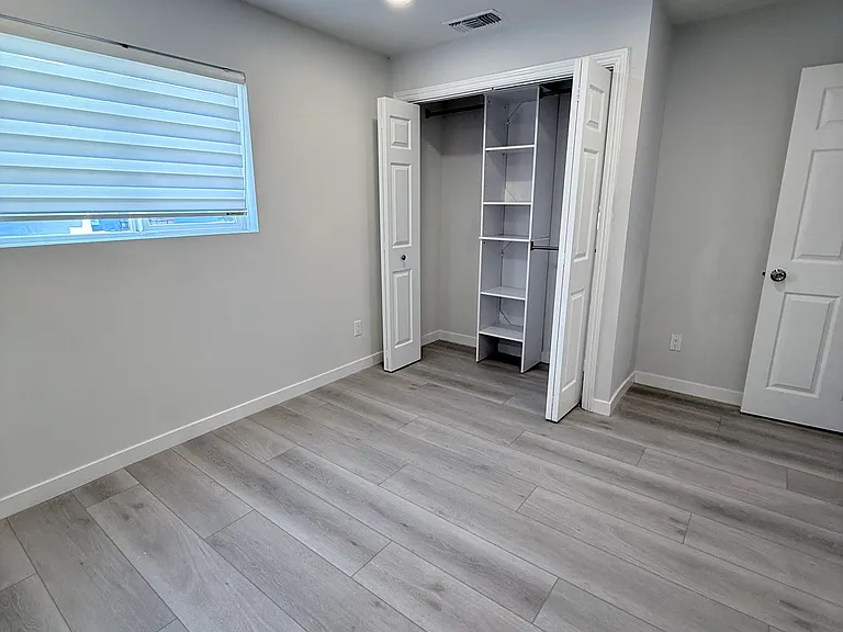 2826 Altura Ave — Photo 16