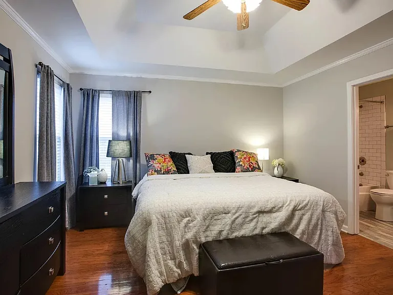 1713 Greenwood Ave — Photo 13