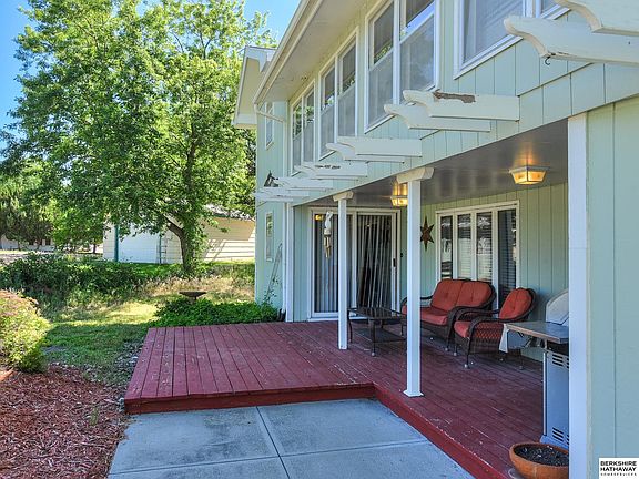 5th image of 2079 Sunset Dr