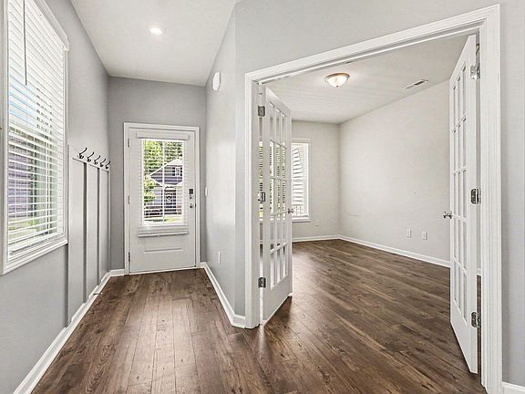 4th image of 171 Brody Pine Way