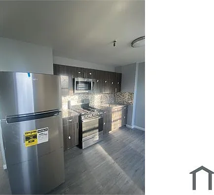 58 Chestnut St #2W — Photo 1