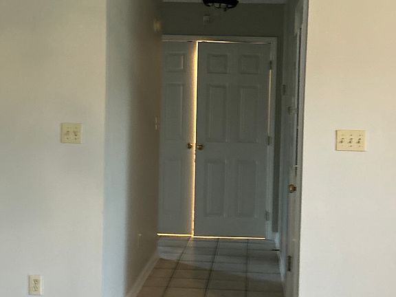 5th image of 10 N Gettysburg Dr