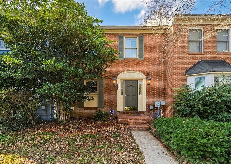 1st image of 1382 Old Virginia Ct SE